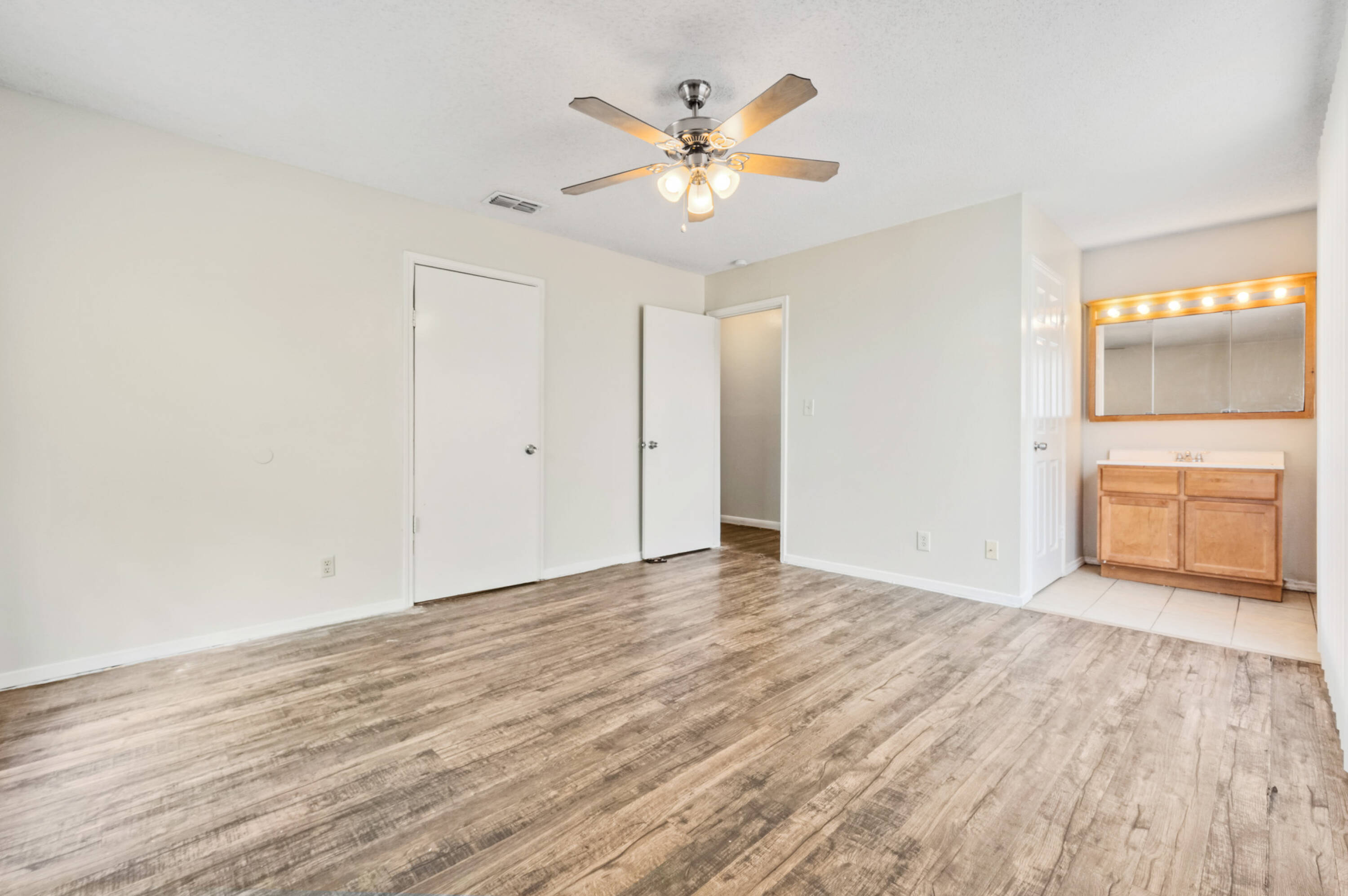 600 N Main Street — Donna Retail (For Sale) — photo 31 of 45
